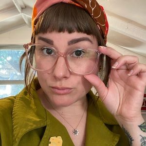 Meet your Posher, Elin